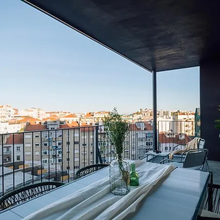 Mondego - 2 Bedrooms And Terrace In Arroios Daire Lisboa